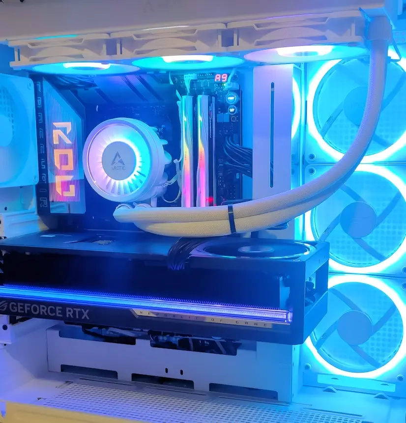 Montaje Hardware AMD Intel Gaming PC Alovera Alovera Gaming - Montaje Hardware AMD Intel Gaming PC Alovera